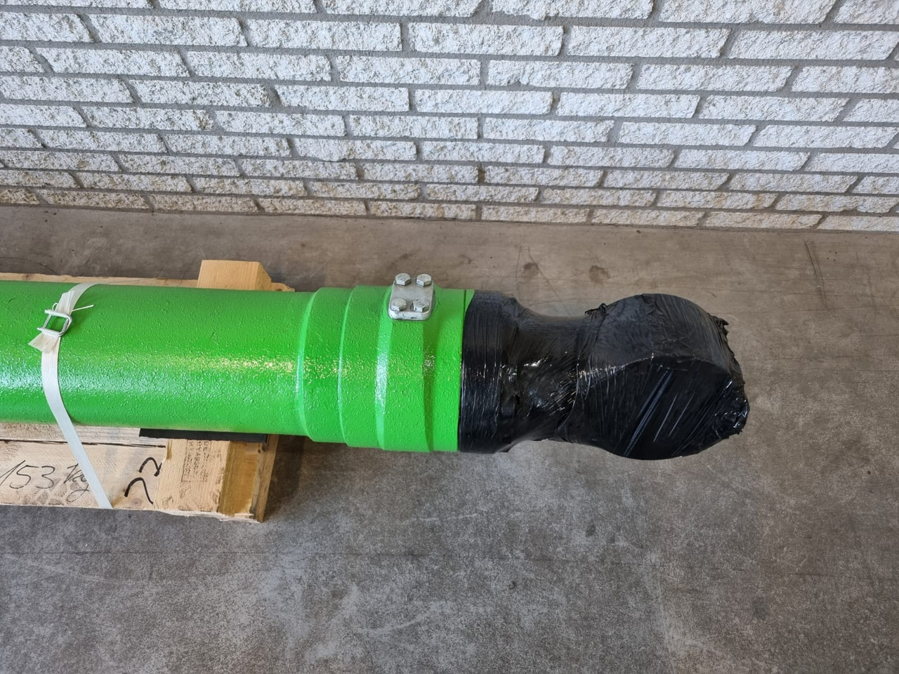 Sennebogen 870 Stick + boom Cylinder + 835 C boom + stick cylinder - Vérin hydraulique pour Pelle de manutention: photos 4 Sennebogen 870 Stick + boom Cylinder + 835 C boom + stick cylinder - Vérin hydraulique pour Pelle de manutention: photos 4