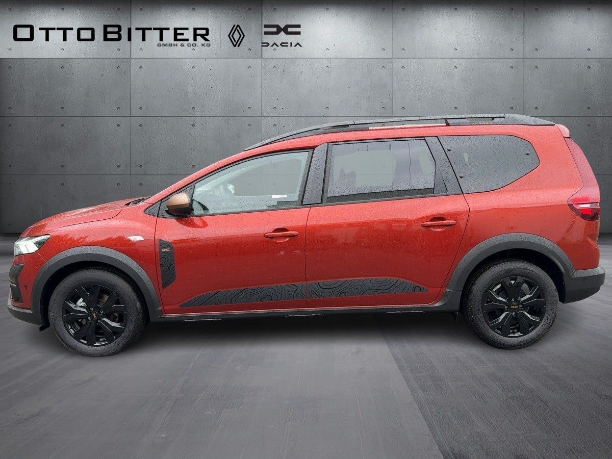 Dacia Jogger Extreme TCe110 7-Sitze CITY-PAKET/NAVI - Voiture break: photos 2 Dacia Jogger Extreme TCe110 7-Sitze CITY-PAKET/NAVI - Voiture break: photos 2