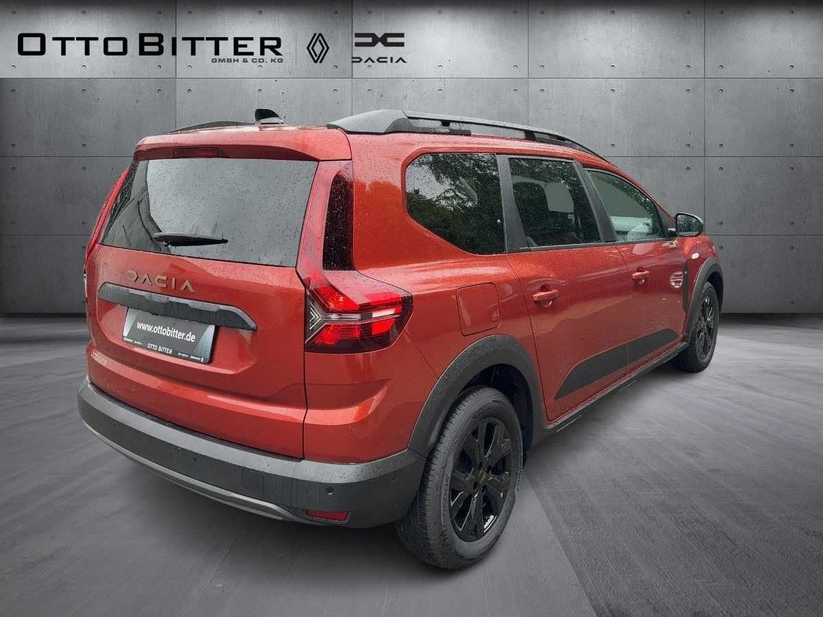 Dacia Jogger Extreme TCe110 7-Sitze CITY-PAKET/NAVI - Voiture break: photos 4 Dacia Jogger Extreme TCe110 7-Sitze CITY-PAKET/NAVI - Voiture break: photos 4
