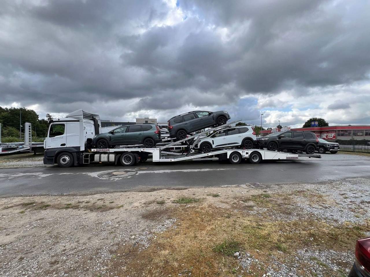 KALEPAR KLP228V4 4er-Autotransporter 2xAchse VDI - Semi-remorque porte-voitures: photos 2 KALEPAR KLP228V4 4er-Autotransporter 2xAchse VDI - Semi-remorque porte-voitures: photos 2