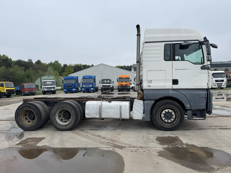 MAN TGA 33.480 (MANUAL GEARBOX / BOITE MANUELLE / 6X4 / CAMION FRANCAIS EN BON ETAT !) - Châssis cabine: photos 4 MAN TGA 33.480 (MANUAL GEARBOX / BOITE MANUELLE / 6X4 / CAMION FRANCAIS EN BON ETAT !) - Châssis cabine: photos 4