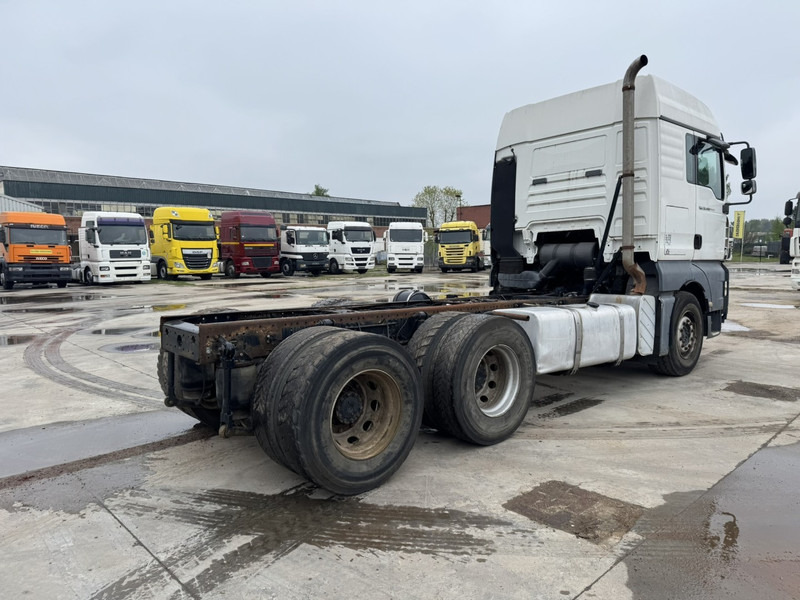 MAN TGA 33.480 (MANUAL GEARBOX / BOITE MANUELLE / 6X4 / CAMION FRANCAIS EN BON ETAT !) - Châssis cabine: photos 5 MAN TGA 33.480 (MANUAL GEARBOX / BOITE MANUELLE / 6X4 / CAMION FRANCAIS EN BON ETAT !) - Châssis cabine: photos 5