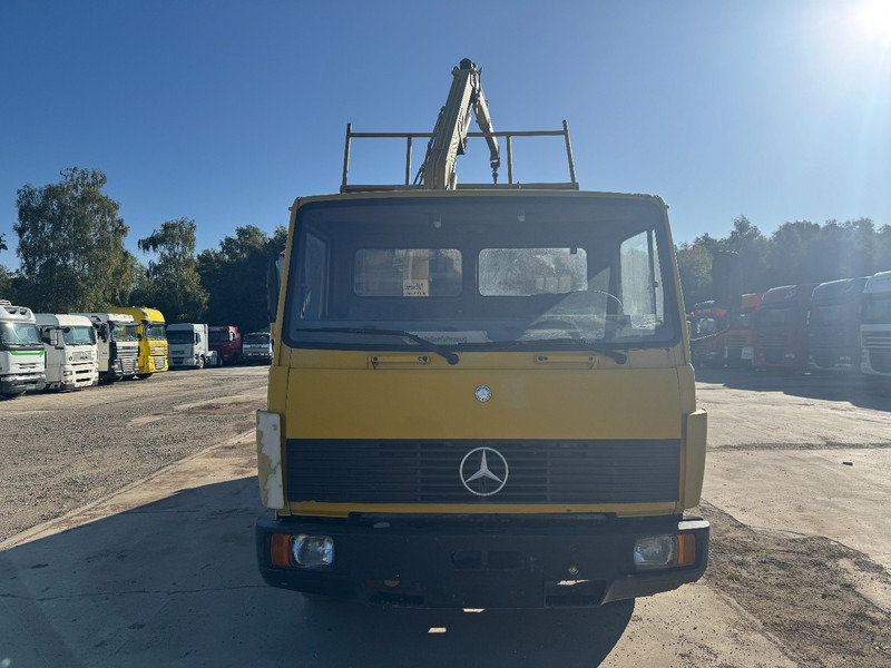 Mercedes-Benz SK 914 (STEEL SUSPENSION / HIAB CRANE / 6 CYLINDER WITH MANUAL PUMP / PERFECT GERMAN TRUCK !!!) - Camion benne, Camion grue: photos 2 Mercedes-Benz SK 914 (STEEL SUSPENSION / HIAB CRANE / 6 CYLINDER WITH MANUAL PUMP / PERFECT GERMAN TRUCK !!!) - Camion benne, Camion grue: photos 2