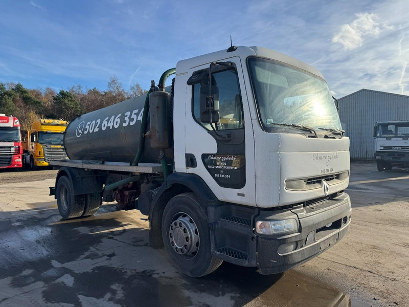 Renault Premium 250 (10.000 L / GRAND PONT / POMPE MANUELLE / BOITE MANUELLE) - Camion hydrocureur: photos 3 Renault Premium 250 (10.000 L / GRAND PONT / POMPE MANUELLE / BOITE MANUELLE) - Camion hydrocureur: photos 3