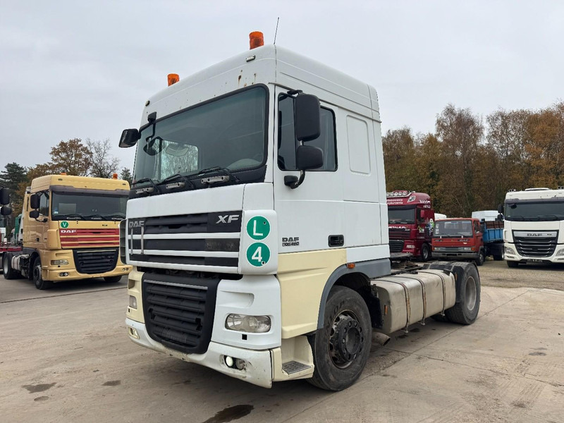 DAF 105 XF 460 Space Cab (GOOD CONDITION / BON ETAT) - Tracteur routier: photos 1 DAF 105 XF 460 Space Cab (GOOD CONDITION / BON ETAT) - Tracteur routier: photos 1