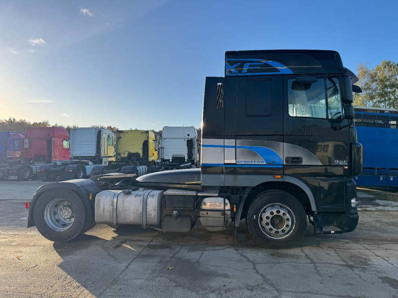 DAF 105 XF 460 Space Cab (MANUAL GEARBOX / BOITE MANUELLE) - Tracteur routier: photos 4 DAF 105 XF 460 Space Cab (MANUAL GEARBOX / BOITE MANUELLE) - Tracteur routier: photos 4