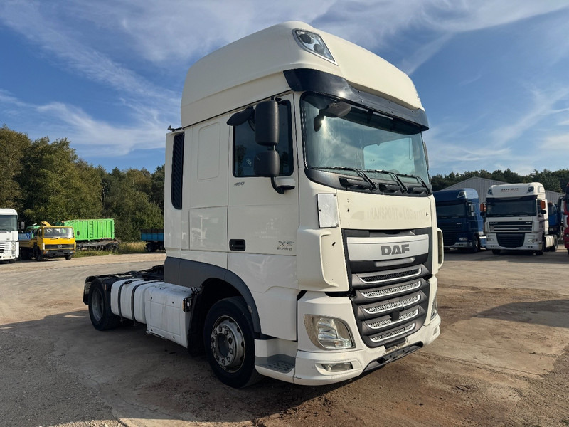 DAF XF 460 Super Space Cab (PERFECT CONDITION / PARFAIT ETAT) - Tracteur routier: photos 3 DAF XF 460 Super Space Cab (PERFECT CONDITION / PARFAIT ETAT) - Tracteur routier: photos 3