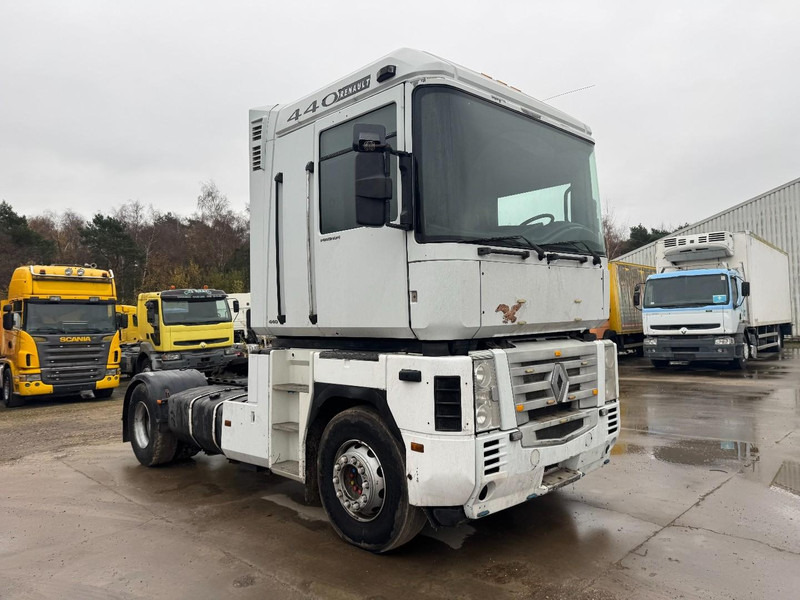 Renault AE 440 Magnum E-tech (MANUAL GEARBOX / BOITE MANUELLE) - Tracteur routier: photos 3 Renault AE 440 Magnum E-tech (MANUAL GEARBOX / BOITE MANUELLE) - Tracteur routier: photos 3