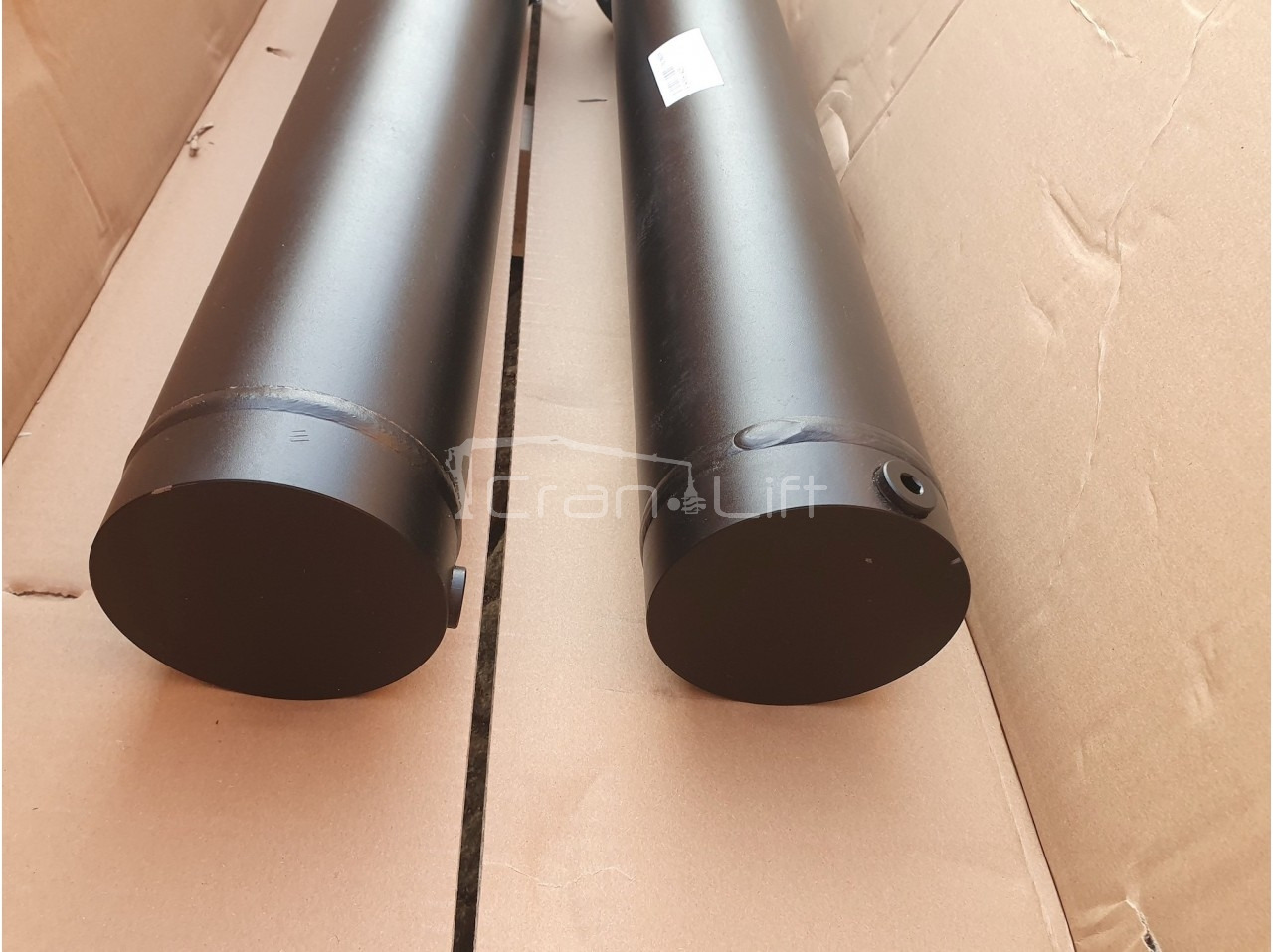 Siłownik, cylinder obrotu Epsilon Q150L, Q150Z, Q170, Q180 YE06006_425 - Vérin hydraulique pour Grue auxiliaire: photos 3 Siłownik, cylinder obrotu Epsilon Q150L, Q150Z, Q170, Q180 YE06006_425 - Vérin hydraulique pour Grue auxiliaire: photos 3