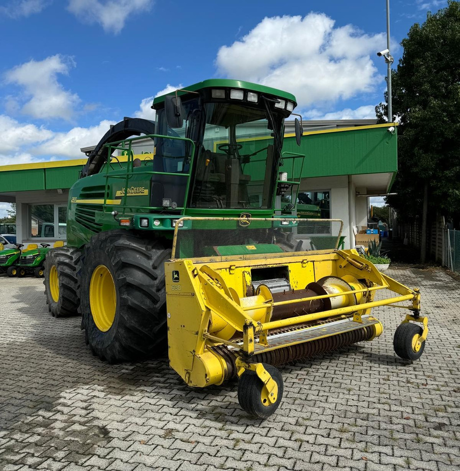 JOHN DEERE TRINCIA 7400 - Ensileuse: photos 5 JOHN DEERE TRINCIA 7400 - Ensileuse: photos 5
