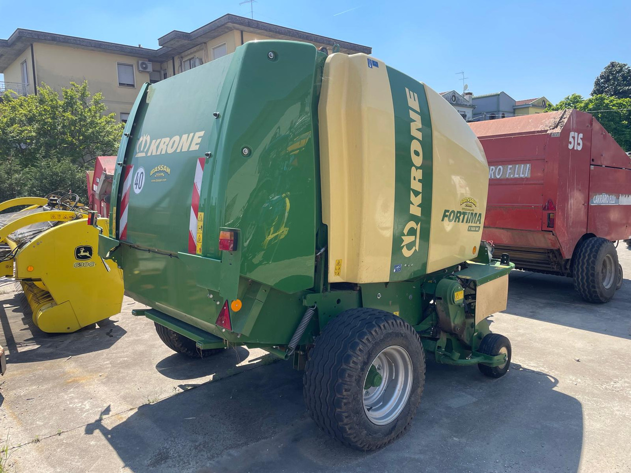 KRONE ROTOPRESSA FORTIMA F 1600 MC - Presse à balles rondes: photos 4 KRONE ROTOPRESSA FORTIMA F 1600 MC - Presse à balles rondes: photos 4
