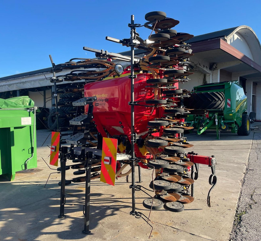 MATERMACC SEMINATRICE MSD 2.0 E50 - Semoir: photos 3 MATERMACC SEMINATRICE MSD 2.0 E50 - Semoir: photos 3