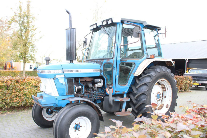 Ford 5110 - Tracteur agricole: photos 5 Ford 5110 - Tracteur agricole: photos 5