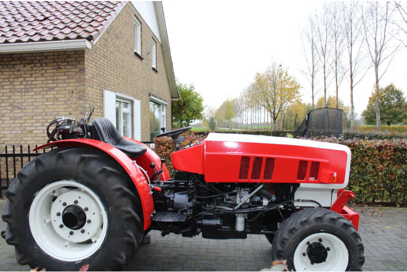 Steyr 8075 AS - Tracteur agricole: photos 2 Steyr 8075 AS - Tracteur agricole: photos 2