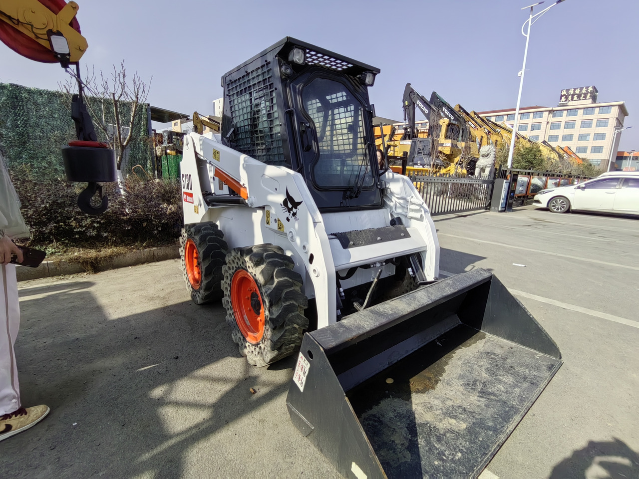 BOBCAT S130 - Mini chargeuse: photos 5 BOBCAT S130 - Mini chargeuse: photos 5