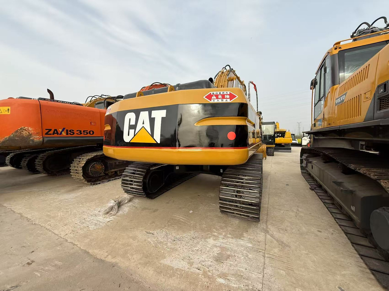 CATERPILLAR 320b - Pelle sur chenille: photos 5 CATERPILLAR 320b - Pelle sur chenille: photos 5