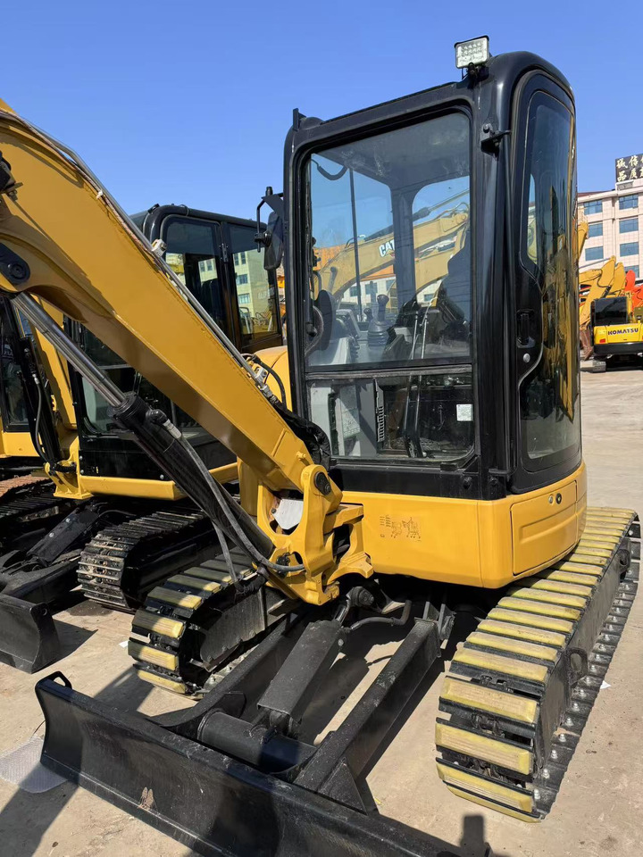 CATERPILLAR Used Cat 303.5E - Mini pelle: photos 2 CATERPILLAR Used Cat 303.5E - Mini pelle: photos 2