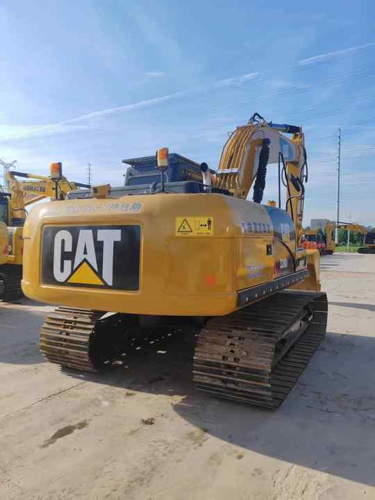 Durable Second Hand Machine Original Used Caterpillar Excavator CAT 330D2 USED 329D2 320D2 325D 315D Excavator - Pelle sur chenille: photos 3 Durable Second Hand Machine Original Used Caterpillar Excavator CAT 330D2 USED 329D2 320D2 325D 315D Excavator - Pelle sur chenille: photos 3