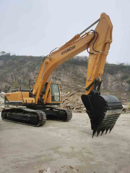 Heavy Construction Equipment Crawler Excavator HYUNDAI R330 Used Machine for Sale - Pelle: photos 5 Heavy Construction Equipment Crawler Excavator HYUNDAI R330 Used Machine for Sale - Pelle: photos 5