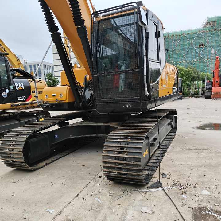 Hyundai Digger 220lc-9s Second Hand Korea Made High Performance Machine Hyundai Excavator for Sale - Pelle sur chenille: photos 4 Hyundai Digger 220lc-9s Second Hand Korea Made High Performance Machine Hyundai Excavator for Sale - Pelle sur chenille: photos 4