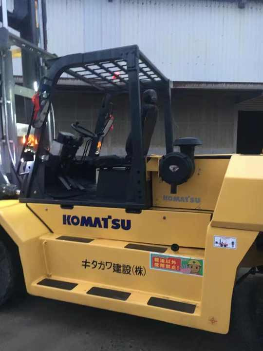 Nice Performance 100% Original komatsu 15tons Forklift on Sale 15 Ton Diesel Forklifts Industrial Price for Sale - Chariot élévateur diesel: photos 3 Nice Performance 100% Original komatsu 15tons Forklift on Sale 15 Ton Diesel Forklifts Industrial Price for Sale - Chariot élévateur diesel: photos 3