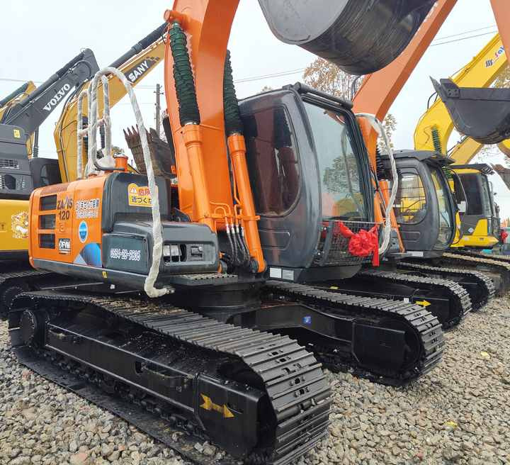 Original Hitachi ZX120 Crawler Excavator Low Hours Perfect for Various Projects Available Used Excavators for Sale - Pelle sur chenille: photos 3 Original Hitachi ZX120 Crawler Excavator Low Hours Perfect for Various Projects Available Used Excavators for Sale - Pelle sur chenille: photos 3