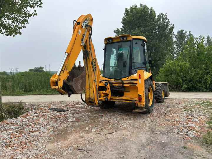 Second Hand Retroexcavadora JCB 3cx Backhoe Loader Multi Functional Original JCB Backhoe Loader 3CX 4CX 4x4 Good Quality Price - Tractopelle: photos 4 Second Hand Retroexcavadora JCB 3cx Backhoe Loader Multi Functional Original JCB Backhoe Loader 3CX 4CX 4x4 Good Quality Price - Tractopelle: photos 4