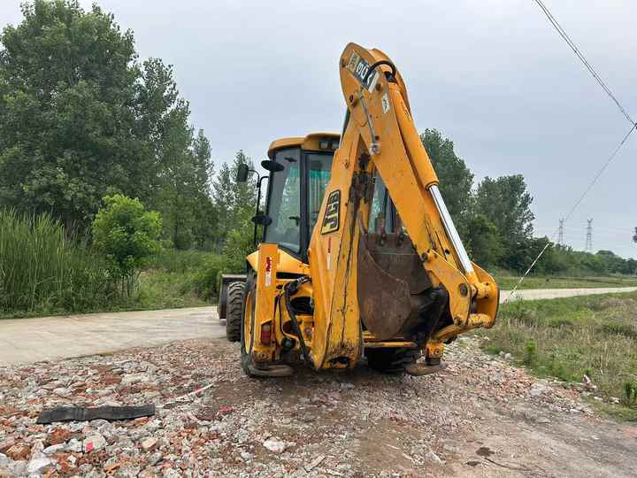Second Hand Retroexcavadora JCB 3cx Backhoe Loader Multi Functional Original JCB Backhoe Loader 3CX 4CX 4x4 Good Quality Price - Tractopelle: photos 5 Second Hand Retroexcavadora JCB 3cx Backhoe Loader Multi Functional Original JCB Backhoe Loader 3CX 4CX 4x4 Good Quality Price - Tractopelle: photos 5