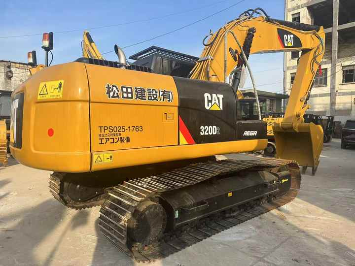 Used Caterpillar 320D Crawler Excavator in High Quality Waiting for Sale - Pelle: photos 5 Used Caterpillar 320D Crawler Excavator in High Quality Waiting for Sale - Pelle: photos 5