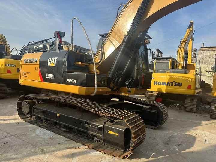 Used Caterpillar 320D Crawler Excavator in High Quality Waiting for Sale - Pelle: photos 3 Used Caterpillar 320D Crawler Excavator in High Quality Waiting for Sale - Pelle: photos 3