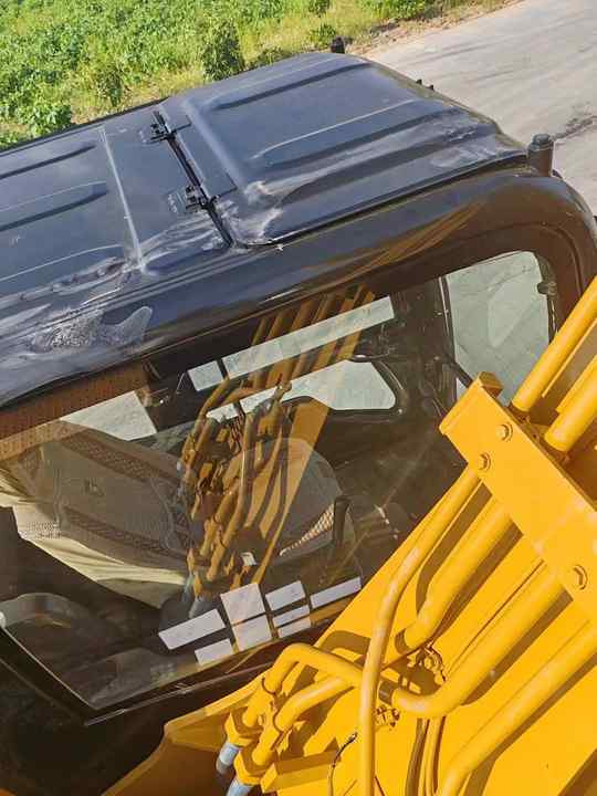 Used Crawler 315d2gc Caterpillar Excavator for Sale Used Engineering & Construction Machinery - Pelle: photos 4 Used Crawler 315d2gc Caterpillar Excavator for Sale Used Engineering & Construction Machinery - Pelle: photos 4