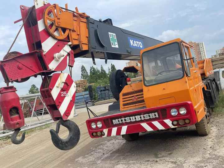 Grue mobile Used Heavy Construction Equipment kato 25 Tons  Second Hand Mobile Crane Used Machine Hot Sale: photos 6