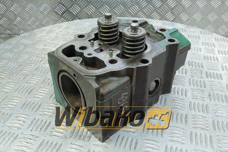 Cylinder head for engine Volvo TD122 479952/479942/1001234 - Culasse pour Engins de chantier: photos 1 Cylinder head for engine Volvo TD122 479952/479942/1001234 - Culasse pour Engins de chantier: photos 1