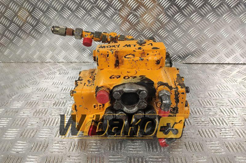 Distributor Sauer 150F8010 - Valve hydraulique pour Engins de chantier: photos 1 Distributor Sauer 150F8010 - Valve hydraulique pour Engins de chantier: photos 1