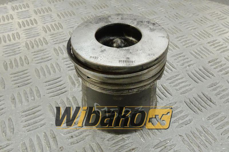 Engine piston Perkins U5PR0062 - Pistons/ Anneaux/ Manchons pour Engins de chantier: photos 1 Engine piston Perkins U5PR0062 - Pistons/ Anneaux/ Manchons pour Engins de chantier: photos 1