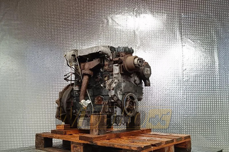 Perkins 1004-4 AA - Moteur pour Engins de chantier: photos 2 Perkins 1004-4 AA - Moteur pour Engins de chantier: photos 2