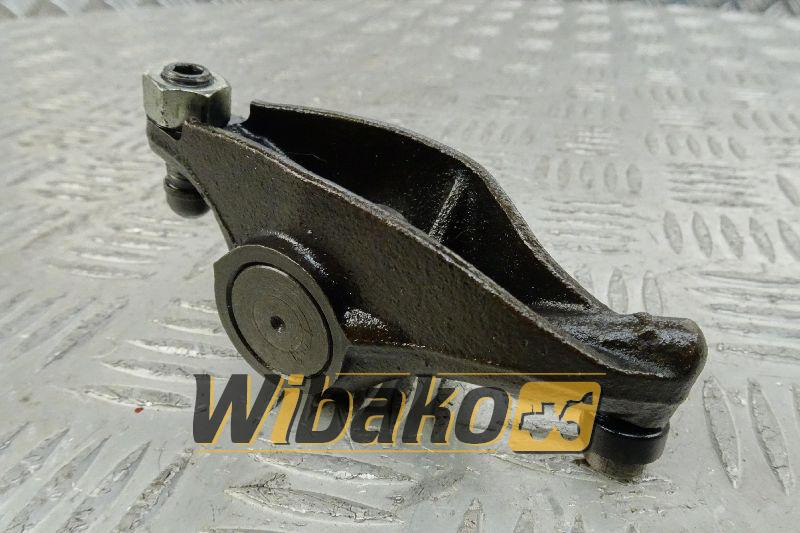 Rocker arm Iveco 4895068 - Culasse pour Engins de chantier: photos 1 Rocker arm Iveco 4895068 - Culasse pour Engins de chantier: photos 1