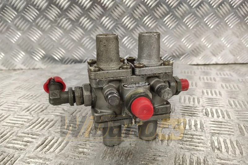 Wabco 9347023200 - Valve hydraulique pour Engins de chantier: photos 1 Wabco 9347023200 - Valve hydraulique pour Engins de chantier: photos 1