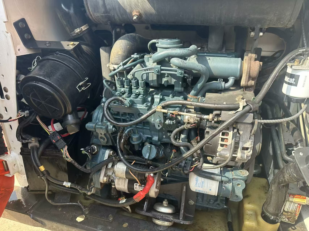 Mini chargeuse BOBCAT s550: photos 12