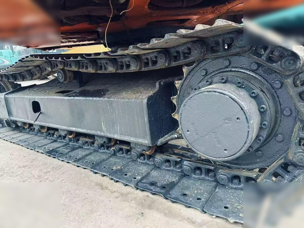 HITACHI EX60-5 - Pelle sur chenille: photos 2 HITACHI EX60-5 - Pelle sur chenille: photos 2