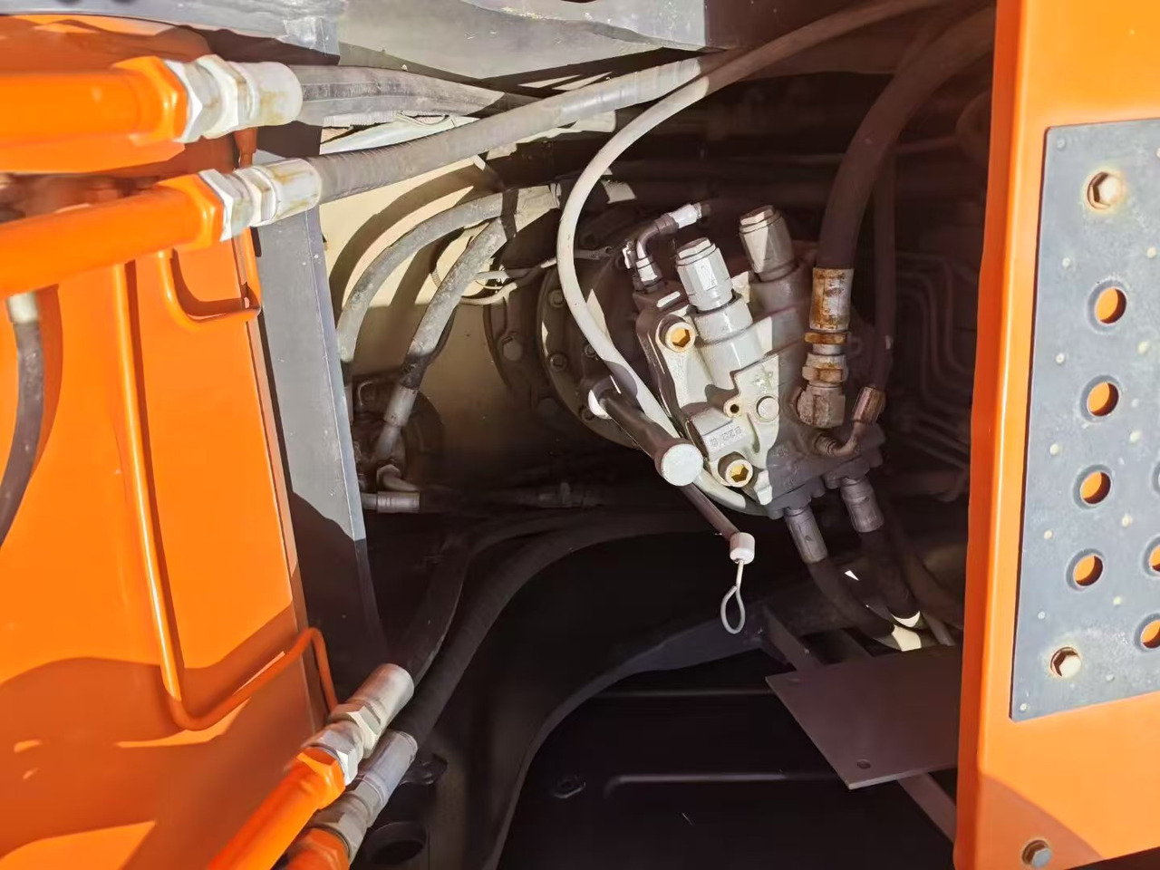Crédit-bail de HITACHI ZX160 HITACHI ZX160: photos 9