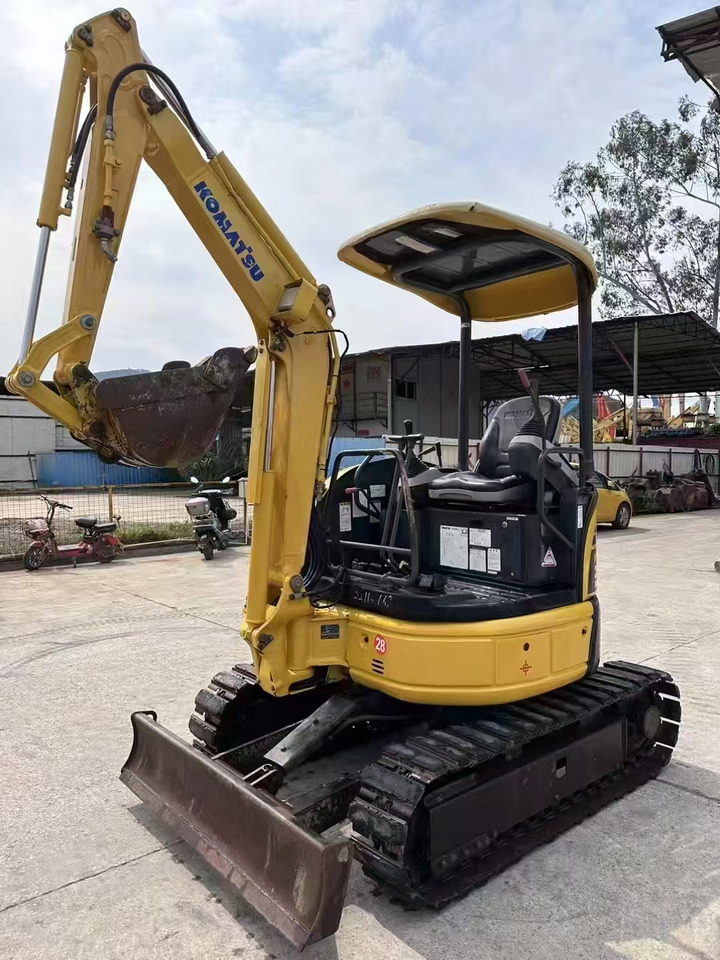 KOMATSU 2-ton - Mini pelle: photos 5 KOMATSU 2-ton - Mini pelle: photos 5