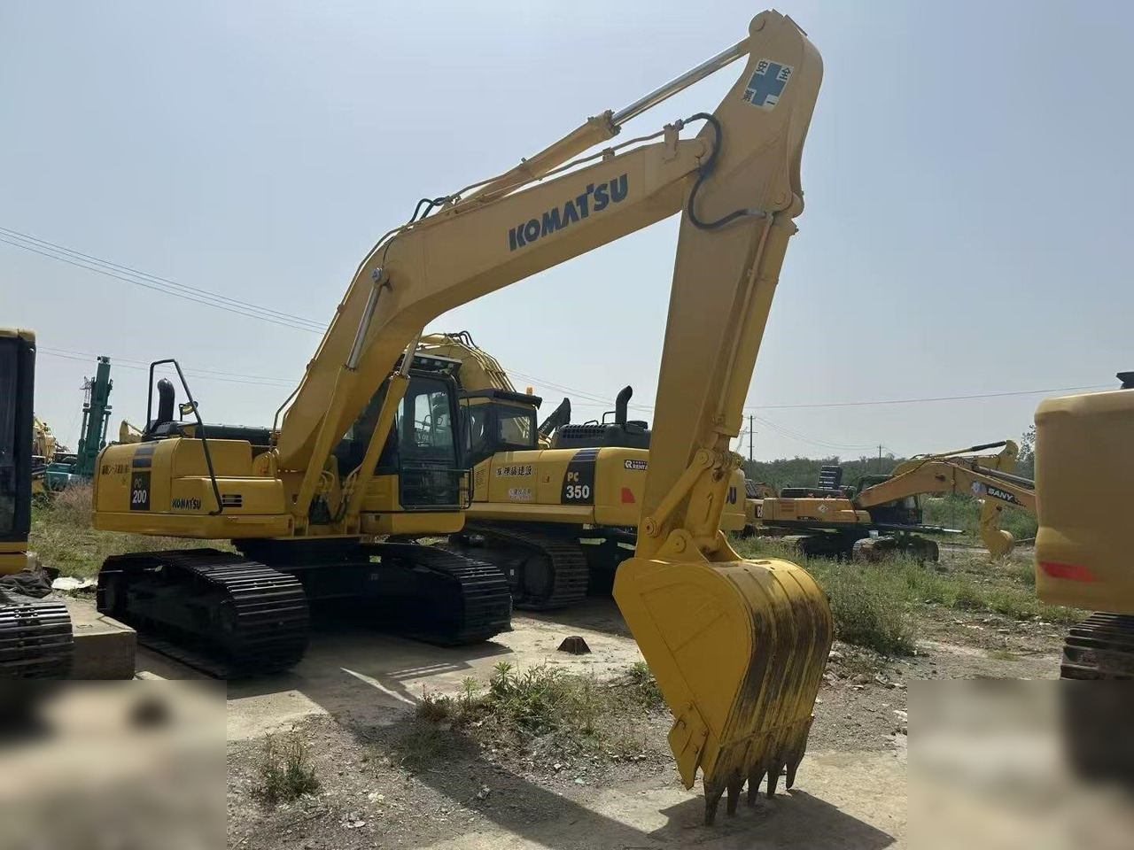KOMATSU PC200-8 - Pelle sur chenille: photos 4 KOMATSU PC200-8 - Pelle sur chenille: photos 4
