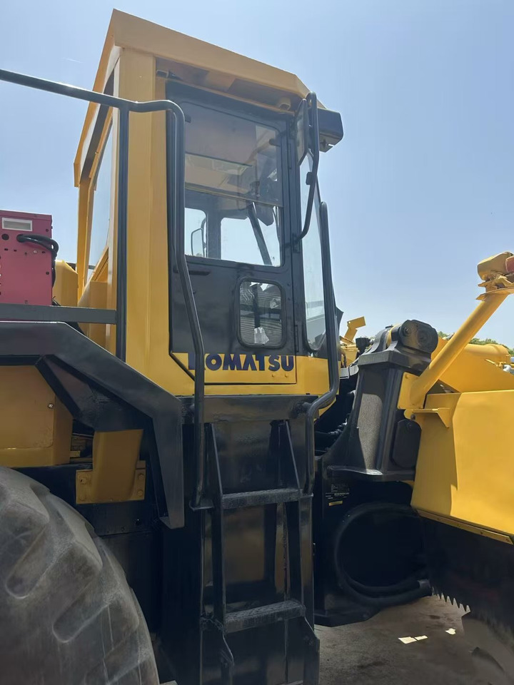 Chargeuse sur pneus KOMATSU WA470: photos 10