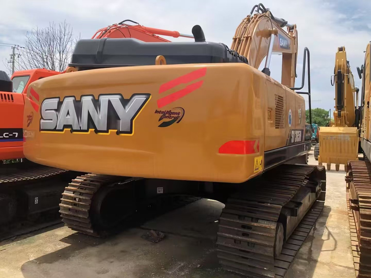 SANY SY365H - Pelle sur chenille: photos 1 SANY SY365H - Pelle sur chenille: photos 1
