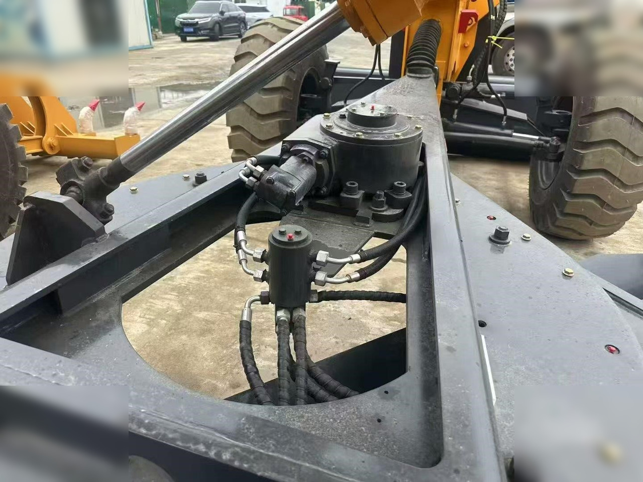 XCMG GR2153 - Niveleuse: photos 4 XCMG GR2153 - Niveleuse: photos 4