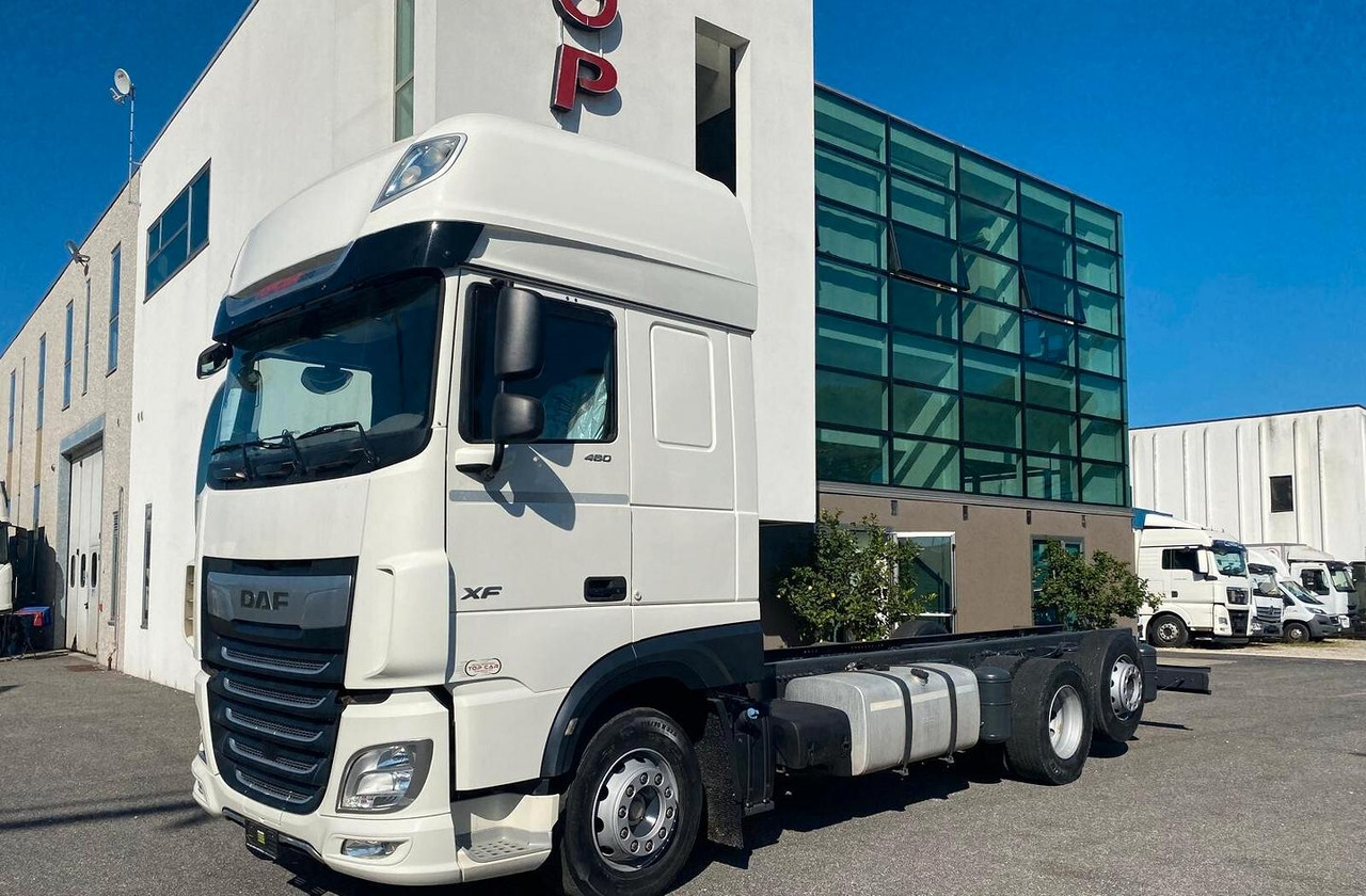 DAF XF 480 FT FULL PNEUMATIC 2019 - Châssis cabine: photos 1 DAF XF 480 FT FULL PNEUMATIC 2019 - Châssis cabine: photos 1