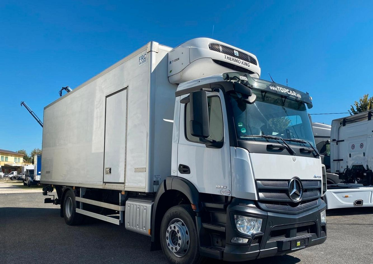 MERCEDES ANTOS 18.33 CASSONE ISOTERMICO E SPONDA - Camion frigorifique: photos 3 MERCEDES ANTOS 18.33 CASSONE ISOTERMICO E SPONDA - Camion frigorifique: photos 3