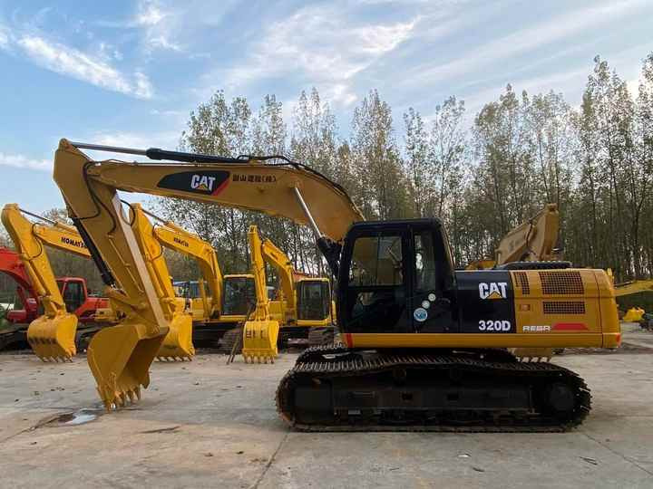 CAT320D Second Hand Excavator , Original Japan CAT Excavator , CAT 320D 320C 320B Digger - Pelle sur chenille: photos 4 CAT320D Second Hand Excavator , Original Japan CAT Excavator , CAT 320D 320C 320B Digger - Pelle sur chenille: photos 4