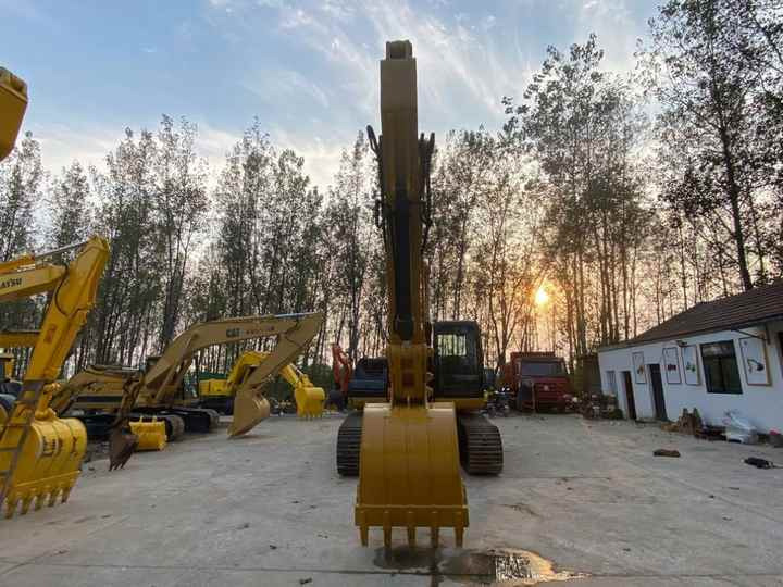 CAT320D Second Hand Excavator , Original Japan CAT Excavator , CAT 320D 320C 320B Digger - Pelle sur chenille: photos 3 CAT320D Second Hand Excavator , Original Japan CAT Excavator , CAT 320D 320C 320B Digger - Pelle sur chenille: photos 3